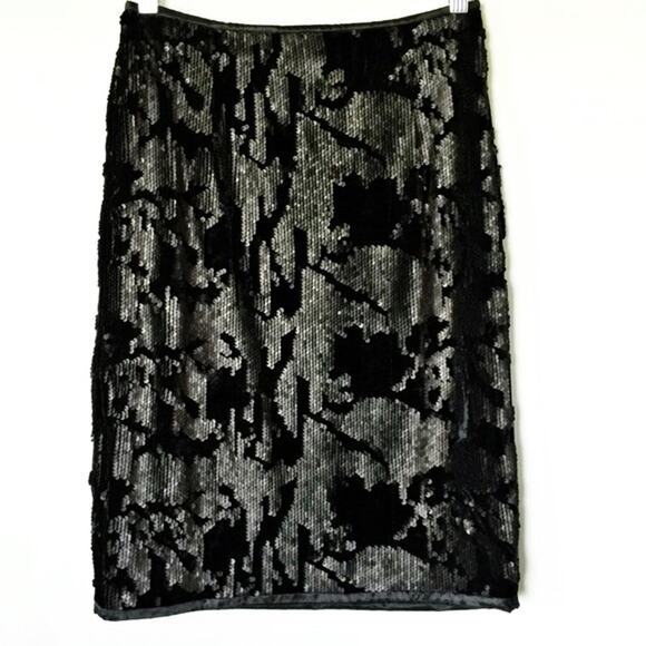 Romeo & Juliet Couture Velvet Black Sequin Skirt Small NEW !! - Picture 1 of 6